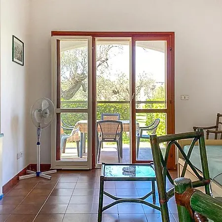 Pet Friendly Apartment Appartement Sant'Andrea Apostolo dello Ionio