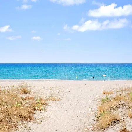 Pet Friendly Apartment Appartement Sant'Andrea Apostolo dello Ionio